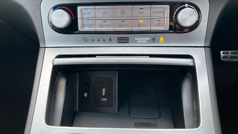 Hyundai KONA 100kW Premium 39kWh 5dr Auto Electric Hatchback